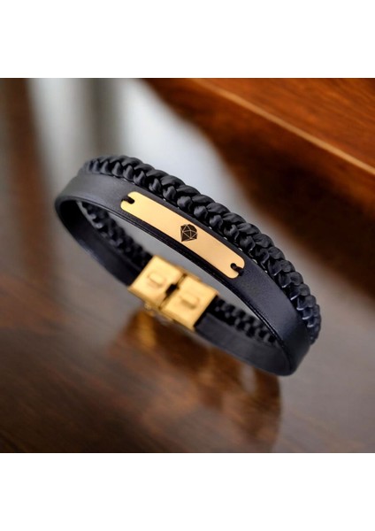 14 Ayar Plakalı Altın Erkeklere Özel Elmaslı Dikdörtgen Motifli Özgün Derili Bileklik-395Elmas-Siyah