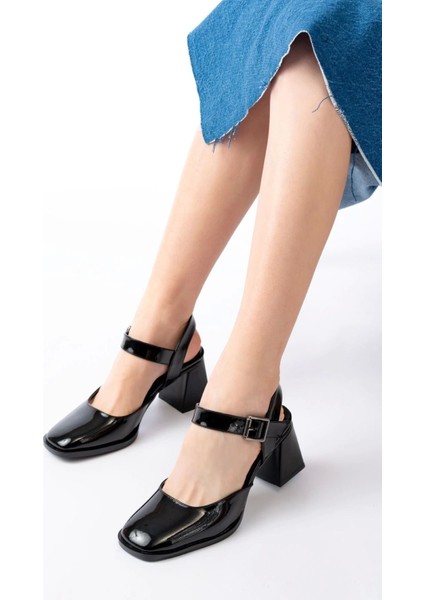 Shoes İNF-40450 Rugan Günlük Arkası Açık Topuklu Ayakkabı