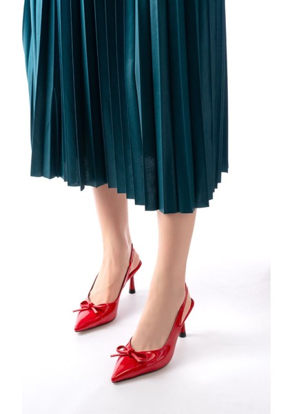 Shoes İNF-4500 Rugan Günlük Arkası Açık Fiyonklu Topuklu Ayakkabı fiyatları