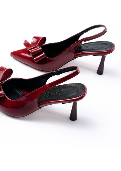 Shoes İNF-4501 Rugan Günlük Arkası Açık Fiyonklu Topuklu Ayakkabı fırsatları