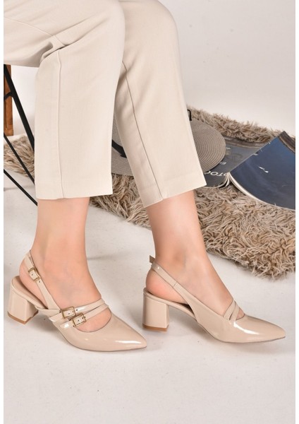 Lady Model Bantlı Ayarlanabilir Kemerli Topuklu Ayakkabı
