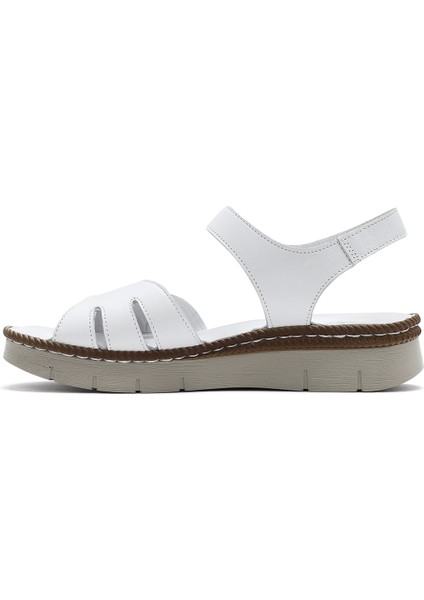Kadın Beyaz Bilekten Bantlı Kalın Tabanlı Deri Comfort Sandalet 25SFD320518 fiyatları