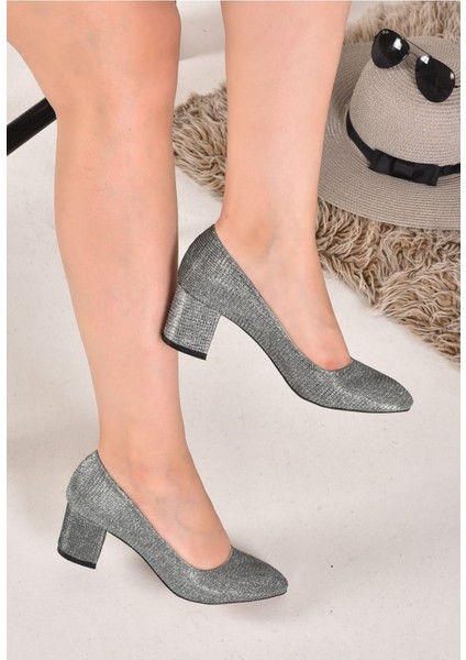 Rossa Kadın Platin Simli 5 cm Topuklu Klasik Ayakkabı