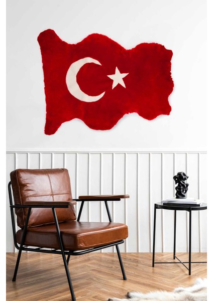 Ay Yıldız Desenli Hakiki Koyun Postu Halı BYRK001