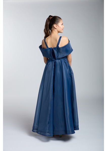 Omuz Detaylı Lacivert Mezuniyet Balo Elbisesi modelleri