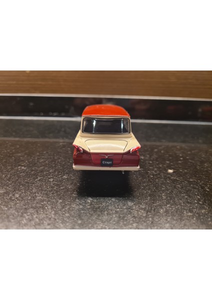 1/43 Gaz Start Minivan fırsatları
