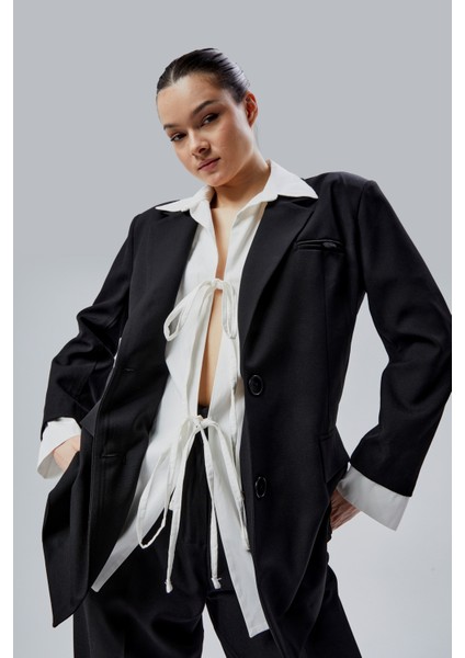 Siyah Gömlek Detaylı Regular Blazer Ceket