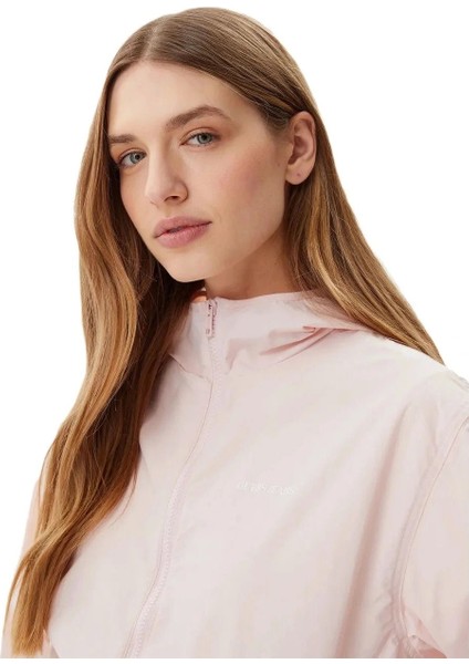Guess Kadın Pembe Katlanabilir Rüzgarlık Mont modelleri