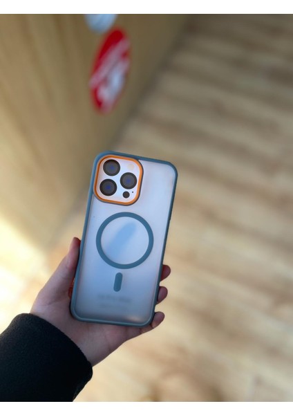 Apple Iphone 12 Pro Max Uyumlu Magsafe Destekli Buz Cam Tasarımlı Telefon Kılıfı