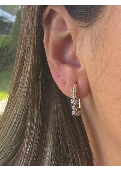 Minik Taşlı Köşeli Çift Renk Halka Küpe modelleri