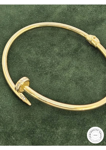 925 Ayar Gümüş Çivi Model Zirkon Taşlı Kadın Kelepçe Bileklik modelleri