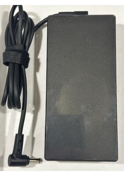 20 Volt 7.5 Asus Uyumlu Adaptör 150 Watt 6.0 mm 3.7 mm Asus Uyumlu Notebook Adaptör