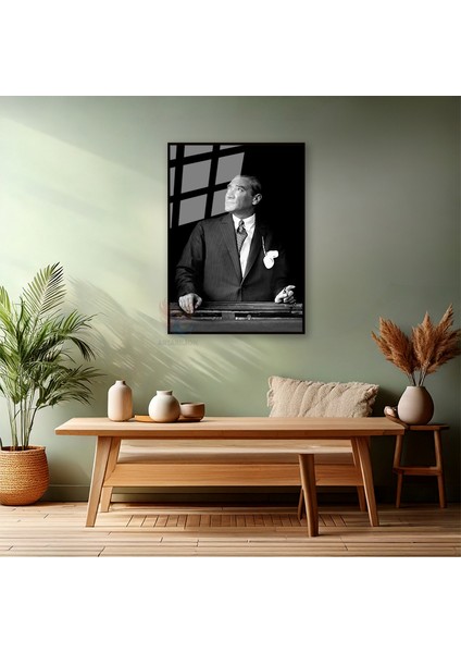 Siyah Beyaz Mustafa Kemal Atatürk Tablo Metal Çerçeveli Cam Tablo Dikey Tablo Salon Ofis Tablosu fiyatları