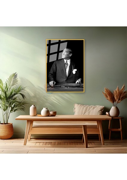 Siyah Beyaz Mustafa Kemal Atatürk Tablo Metal Çerçeveli Cam Tablo Dikey Tablo Salon Ofis Tablosu
