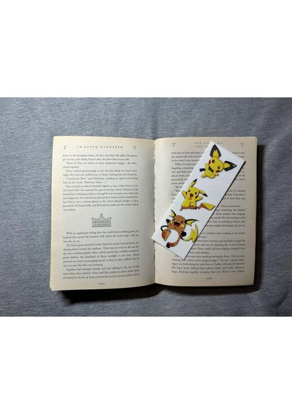 Pikachu Evolution V3 Kitap Ayracı