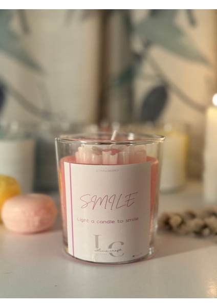 Çilek Kokulu Soya Wax Mum