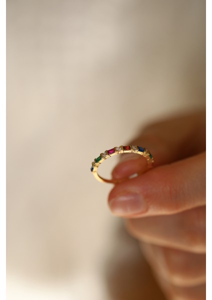 14 Ayar Altın Renkli Taş Sıralı Yarımtur Yüzük indirimleri