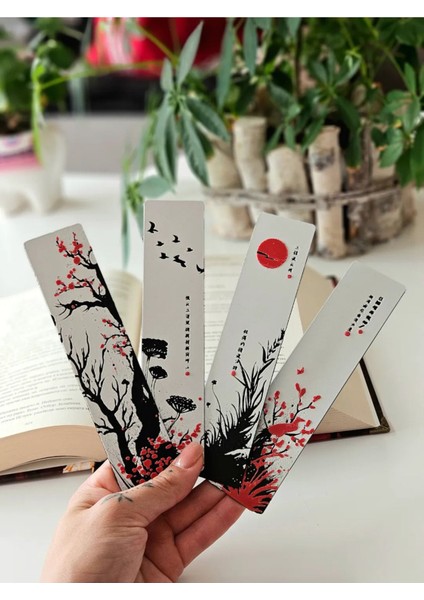 Red Blossom Kitap Ayracı fırsatları