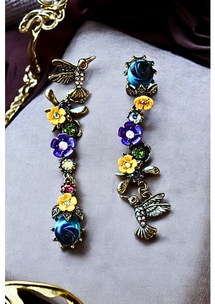 Vintage Çiçek ve Kuş Detaylı Tasarım Küpe