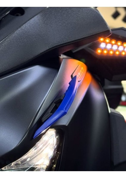 Motosiklet Üniversal Grenaj Rüzgarlığı Kırmızı modelleri
