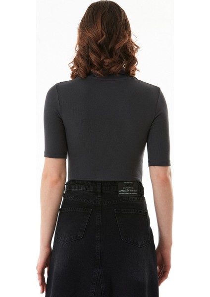 Basic Polo Yaka Çıtçıtlı Likralı Modal Body indirimleri