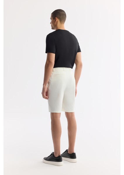 Erkek Kırık Beyaz Beli Lastikli Bi-Stretch Teknik Kumaş Relaxed Fit Şort A51Y3712 modelleri