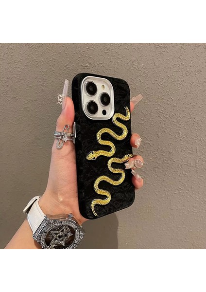 Apple iPhone 16 Pro Max Uyumlu Kılıf Zebana Serpent Kadife Kumaş Kılıf Siyah