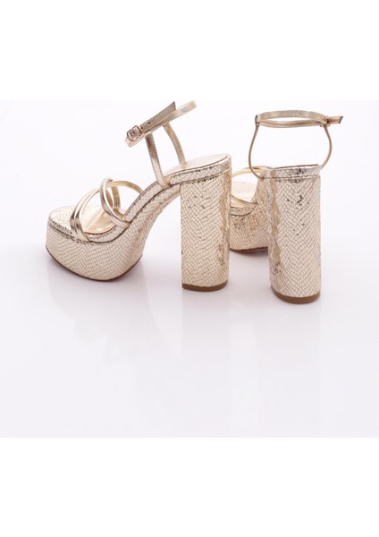 28 Kadin Bilekten Bağlama Kalin Taban Topuklu Ayakkabi modelleri