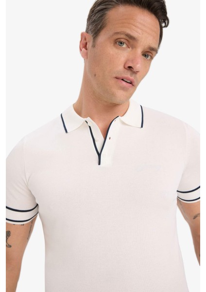 Standart Fit Polo Yaka Kısa Kollu Beyaz Triko Tişört E3251AX25SM