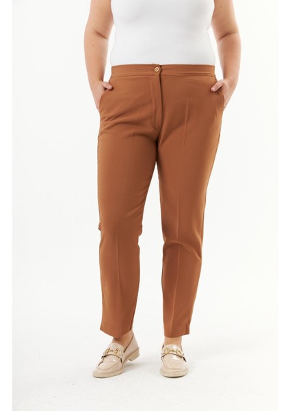 Beli Lastikli Paça Yırtmaç Detaylı Büyük Beden Kumaş Pantolon Camel