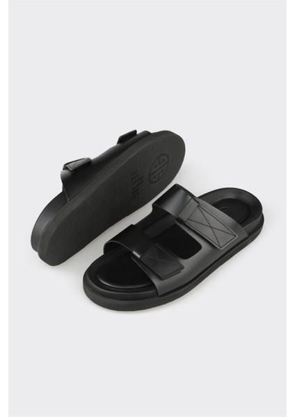 Siyah Deri Erkek Terlik modelleri