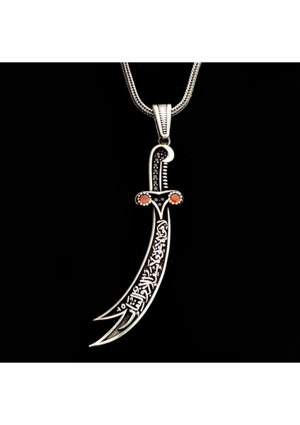 925 Ayar Gümüş Kırmızı Taşlı La Feta Illa Ali La Seyfe Illa Zülfikar Yazılı Gümüş Kolye fiyatları