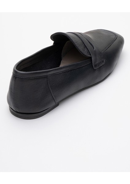 Morne Siyah Cilt Deri Kadın Loafer Ayakkabı