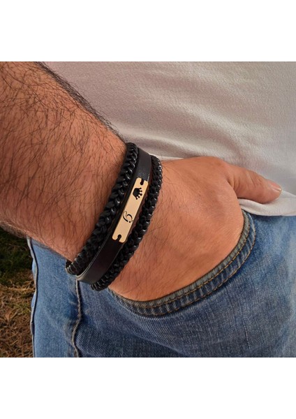 14 Ayar Plakalı Altın Özgün Derili Taç Desenli Dikdörtgen Figürlü Erkeklere Özel Harf Bilekliği-397Harf-Siyah fırsatları