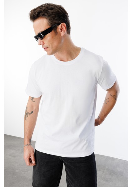 Erkek T-Shirt Pamuk Regular Fit Standart Kesim Bisiklet Yaka Basic Tişört Basıc-T-Shırt1