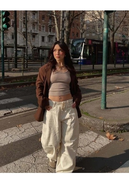 Kadın Kare Yaka Askılı Kaşkorse Atlet