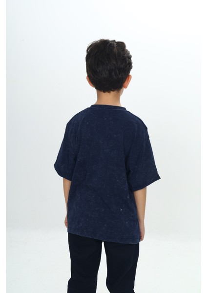 Erkek Çocuk Yıkamalı Sıçratma Baskılı Tişört modelleri