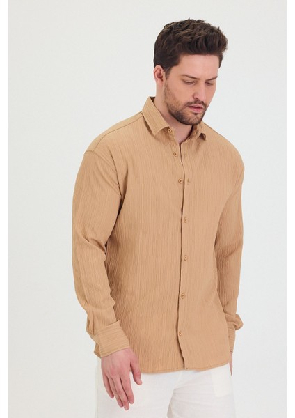 Erkek Kendinden Çizgi Detaylı Slim Fit Dar Kalıp Uzun Kol Gömlek fırsatları