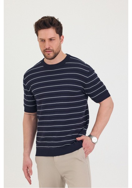 Erkek Bisiklet Yaka Çizgi Detaylı Kısa Kollu Ince Triko T-Shirt
