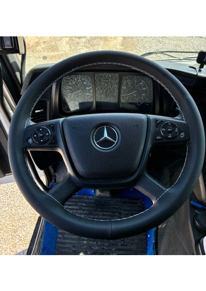 Dikişli Direksiyon Kılıfı Siyah Deri Gri Dikişli Mercedes Actros Için