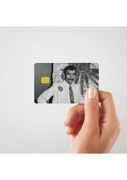 Yılmaz Güney Film Sahnesi Kart Kaplama Sticker 2'li Set Yatay( Yüksek Kalite ) fiyatları