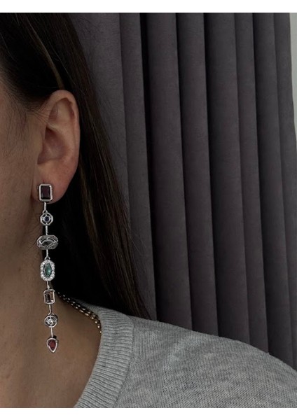 Melis Modeli Renkli Taşlı Sallantılı Küpe