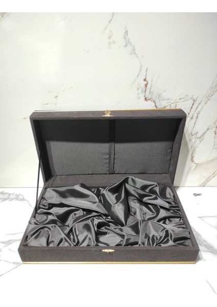 Tepsili 2 Kişilik Fincan Takımı Için Kadife Kutu Siyah fiyatları