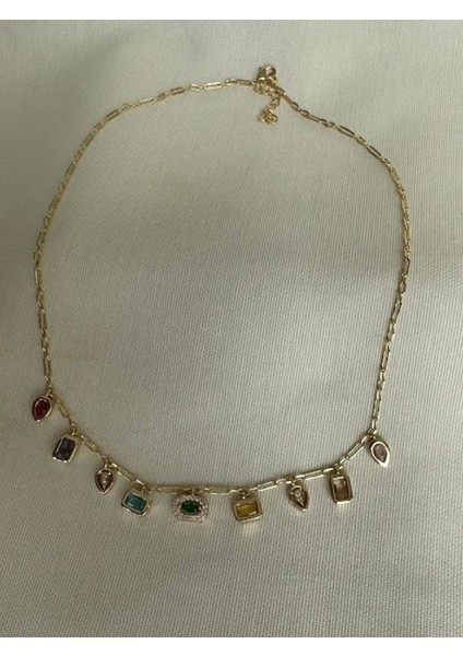 Melis G. Modeli Renkli Taşlı Kolye fiyatları