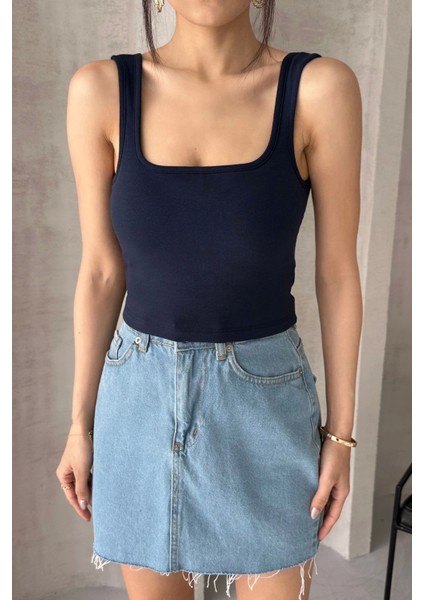 Kadın Lacivert Askılı Gloplu Südyenli Crop Atlet