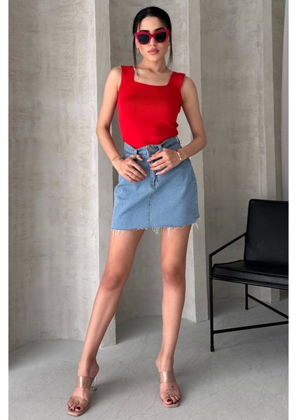 Kadın Kırmızı Kare Yaka Kalın Askılı Triko Bluz modelleri