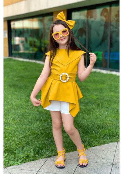 Kız Çocuk Sıfır Kol Asimetik Kesim Kemerli Sarı Tunik Şortlu Takım