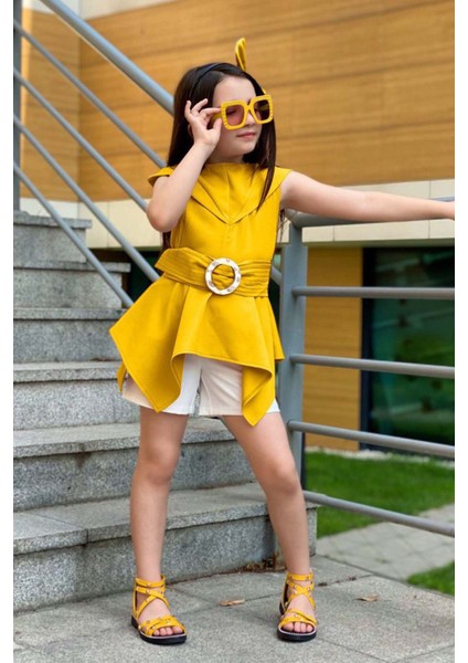 Kız Çocuk Sıfır Kol Asimetik Kesim Kemerli Sarı Tunik Şortlu Takım modelleri