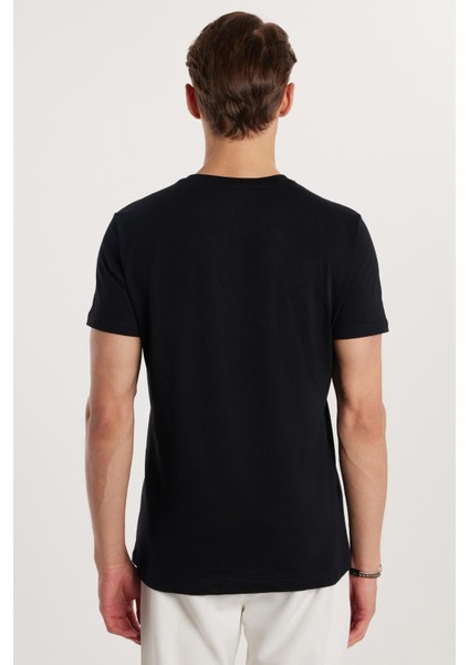 Erkek Slim Fit Dar Kesim %100 Pamuk Yumuşak Dokulu Baskılı Siyah Bisiklet Yaka Tişört indirimleri