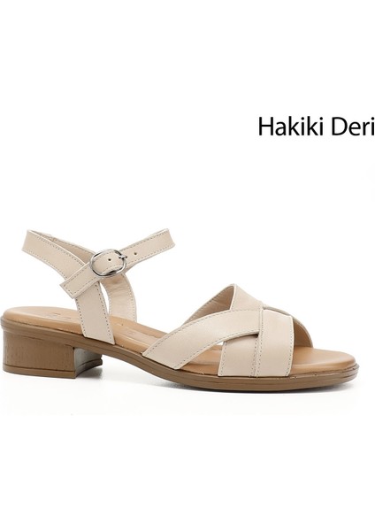 Kadın Bej Kısa Kalın Topuklu Hakiki Deri Sandalet
